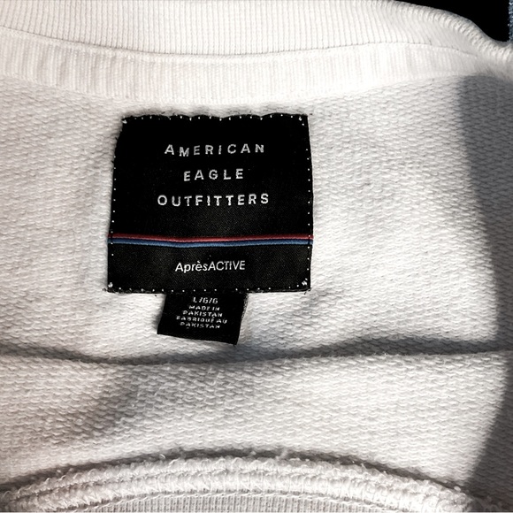 American Eagle L Red White and Blue Crew Pullover Sweatshirt - Picture 5 of 12